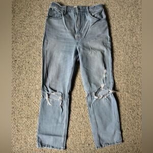 Abercrombie & Fitch Ultra High Rise Ankle Straight Jean Size 6
